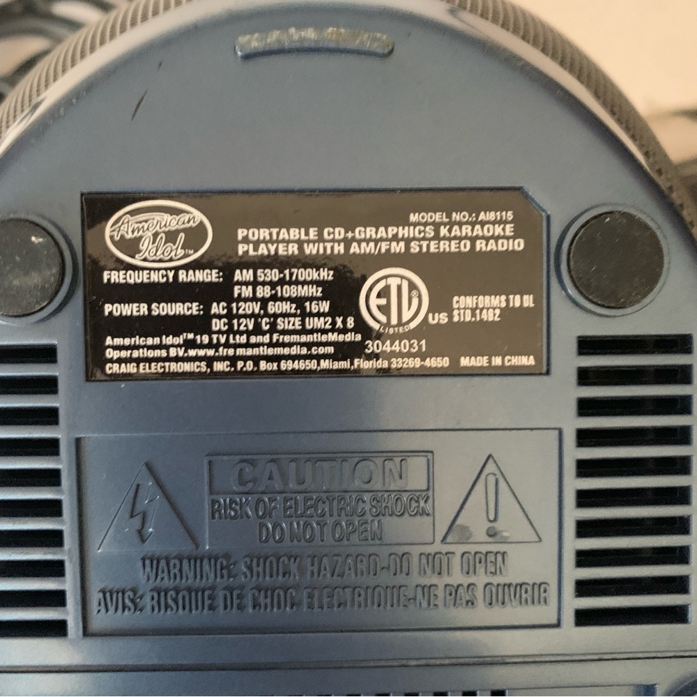 Silver and Blue American Idol Karaoke Machine - Picture 6 of 10